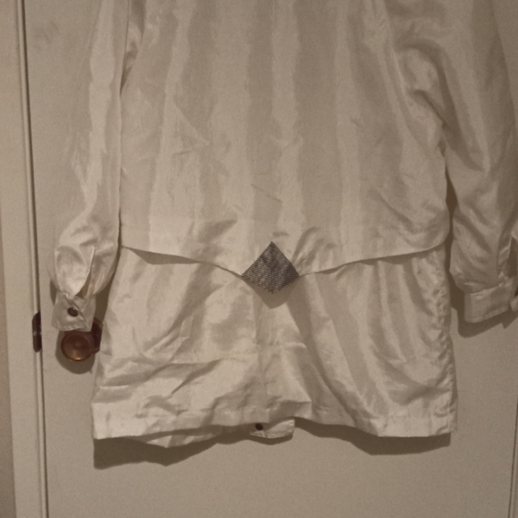 Innovations by IZZI Women's M Vtg 80-90s White Rain Coat Jacket Adjustable Waist - Picture 8 of 8